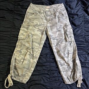 y2k girly cargo camo capris